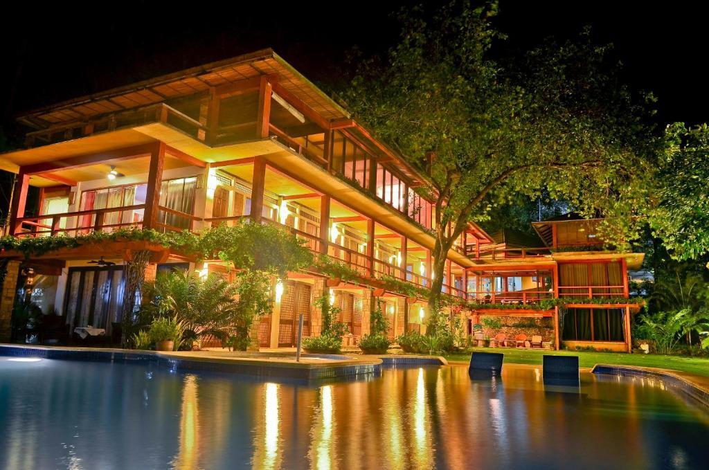 Punta Bulata White Beach Resort & Spa Cauayan  المظهر الخارجي الصورة