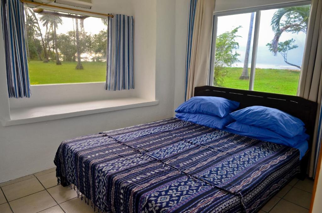 Punta Bulata White Beach Resort & Spa Cauayan  الغرفة الصورة